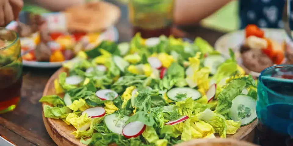 Cyclospora Outbreak Keeps Greens on Edge: When Can You Safely Eat Salad Again?