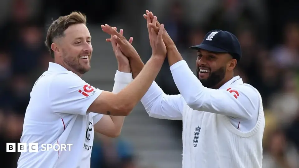 Root’s debut win: England crush Pakistan in three days at Headingley