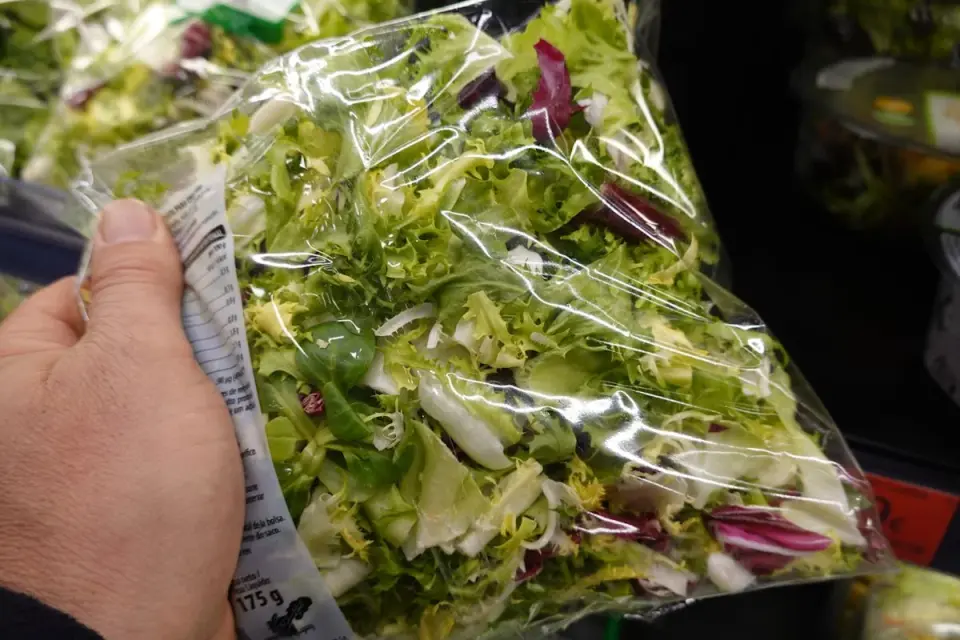 Cyclosporiasis outbreak linked to lettuce expands to Georgia, Tennessee and Texas