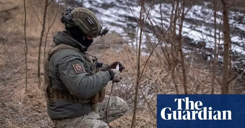 Ukraine Blames SpaceX for Starlink Speed Caps That Disrupt Drone Strikes