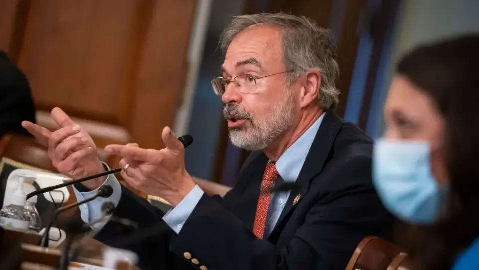 Harris Refuses Apology to Reporter After Threatening Prosecution Over Public Recording