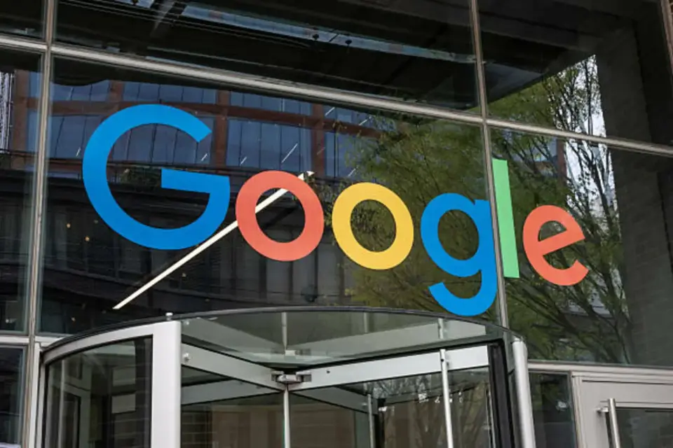 Alphabet Loses $500B in Value as AI Search Cannibalizes Ad Revenue