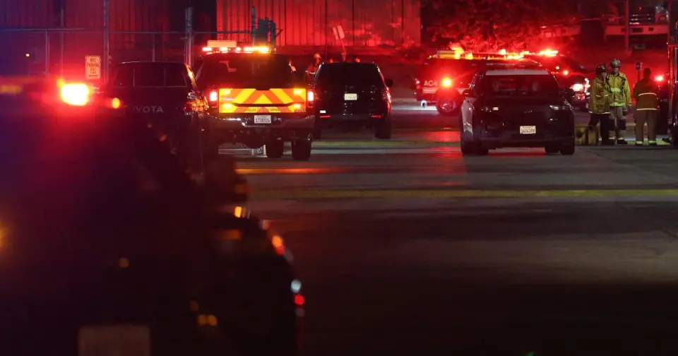 Chopper Crash in Chatsworth Leaves At Least 3 Dead, Bus Collision Nearby