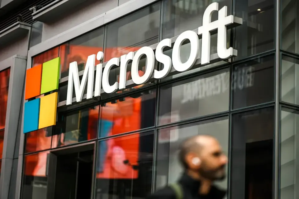 Microsoft's stock roars on blowout Q4, setting record one-day rally