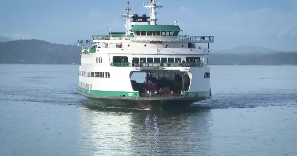 Mass Sick Leave Halts 72% of Washington State Ferry Routes