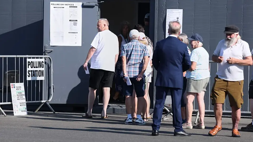 Farage vs Count Binface: Clacton by-election tests Reform UK's appeal