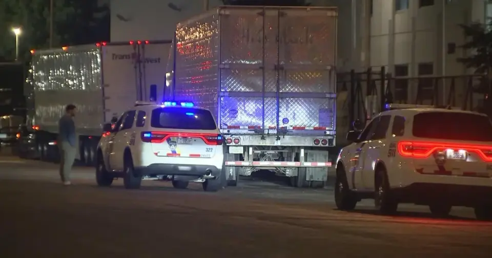 Philadelphia Police Investigate Overnight Theft of Black Angus Ribs from South 3rd Street Trailer