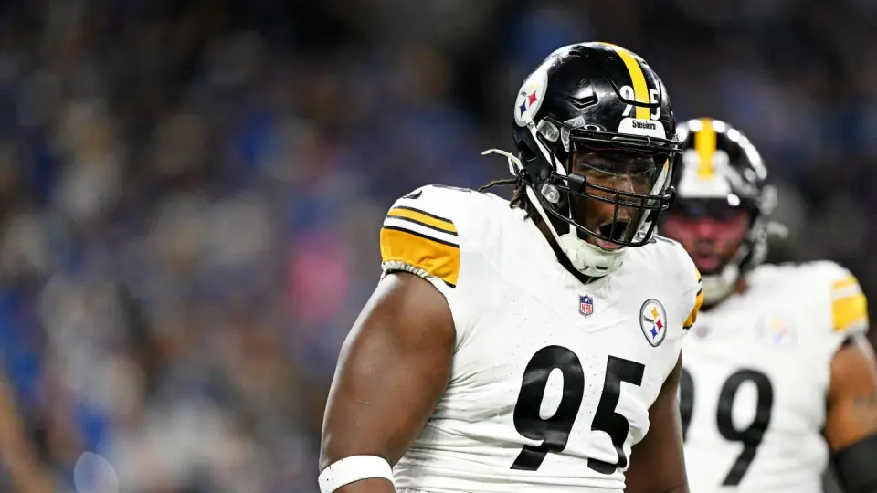 Steelers lock up Benton with four-year, $72M extension