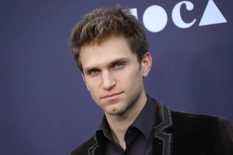 Actor Keegan Allen Injured in West Hollywood Robbery