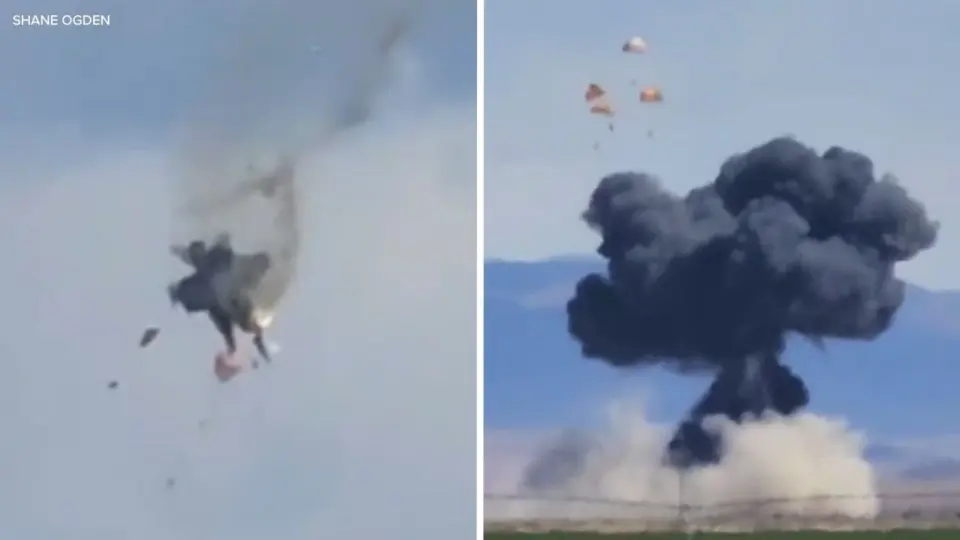Idaho air show collision leaves four crew ejecting safely from Navy jets