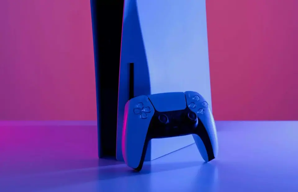 Switch 2 Lifts Hardware Spending as PlayStation and Xbox Suffer Historic May