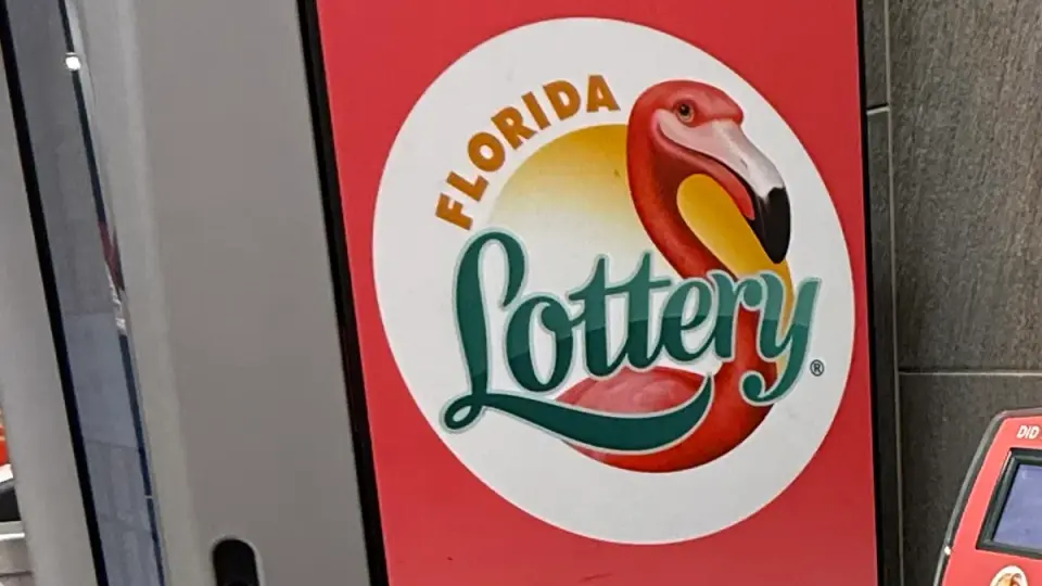 South Florida USPS Worker Accused of Stealing and Cashing Lottery Ticket