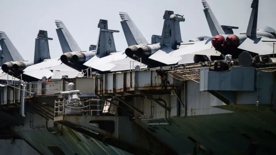 Navy Secretary Confirms Eight Suicide Attempts on USS Abraham Lincoln Strike Group During Record Deployment