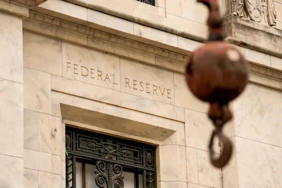 10-Year Treasury Yield Hits 4.9% as Oil Spike and Debt Concerns Outweigh Inflation Data