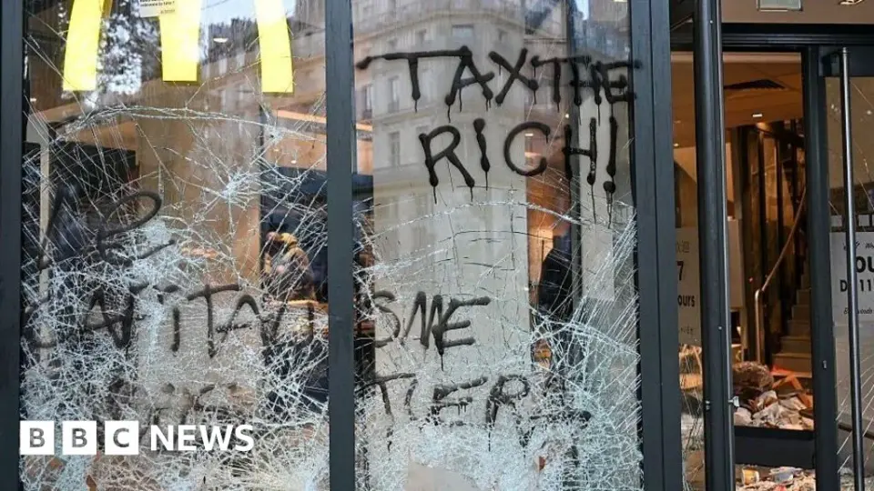 France Wakes to Widespread Damage After Protests Devolve into Riots