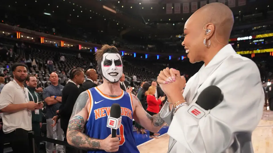 Danhausen Seeks One-Day Knicks Contract to Retire as NBA Champion