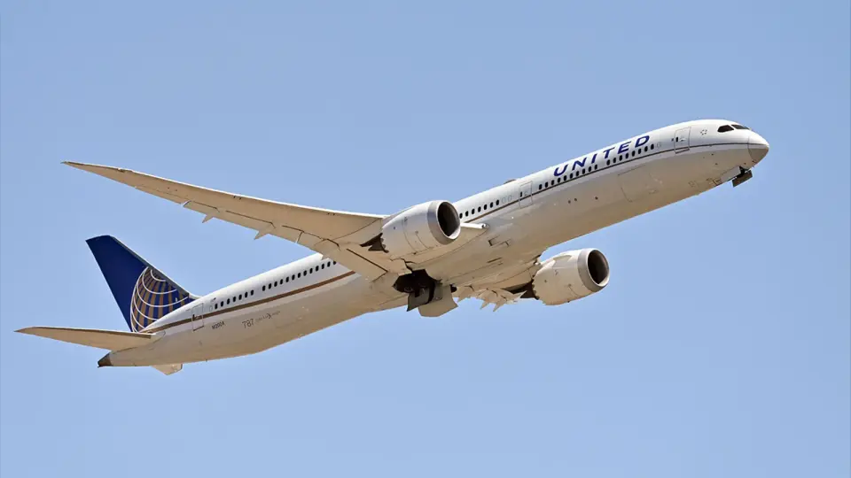 Madison detour: United flight rerouted amid unruly-passenger incident