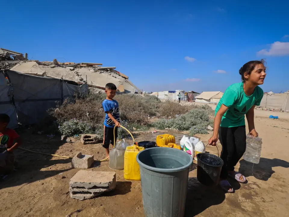 WHO Warns Winter Rains Will Trigger Disease Outbreaks in Gaza Amid Water Crisis