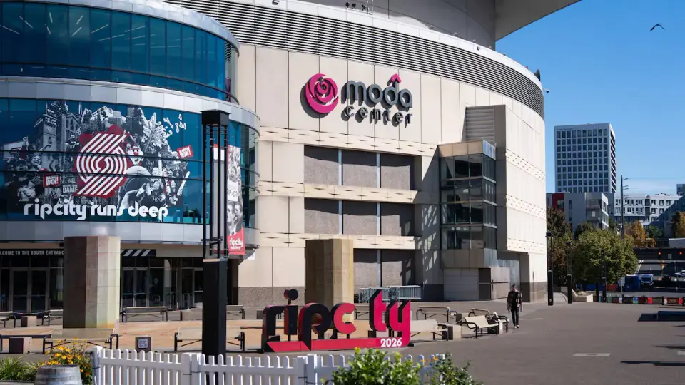 Blazers Cut New Announcer Bell Within Hours After Teenage Racist Posts Surface