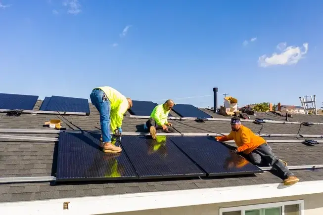 Judge Orders EPA to Reinstate $7B Solar for All Program