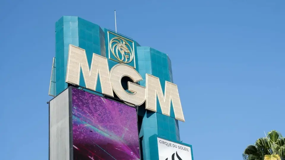 Media group launches $18B bid to acquire MGM Resorts