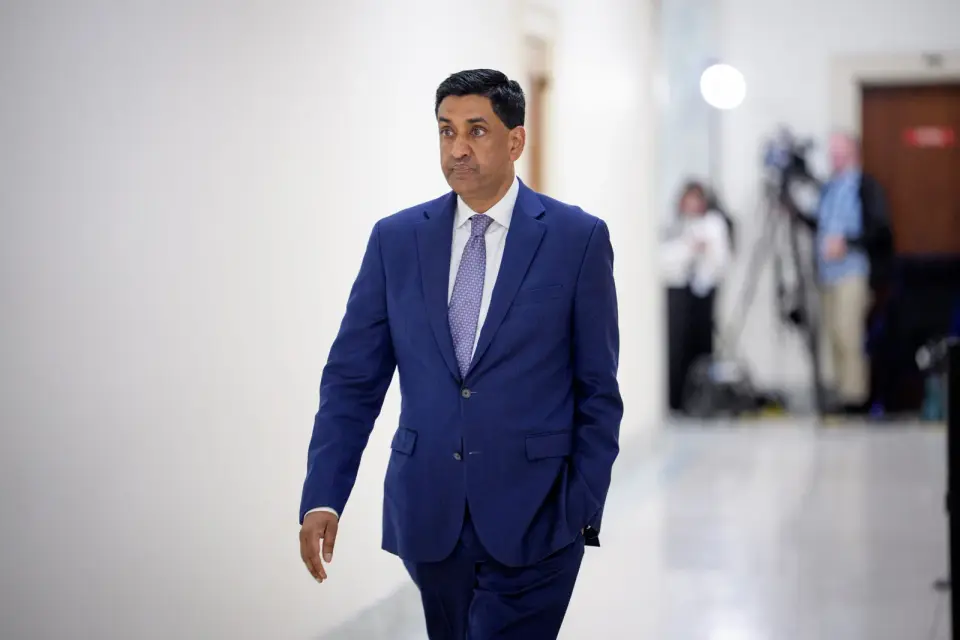 Khanna dodges endorsement of Oct. 7 attacks in Drop Site interview