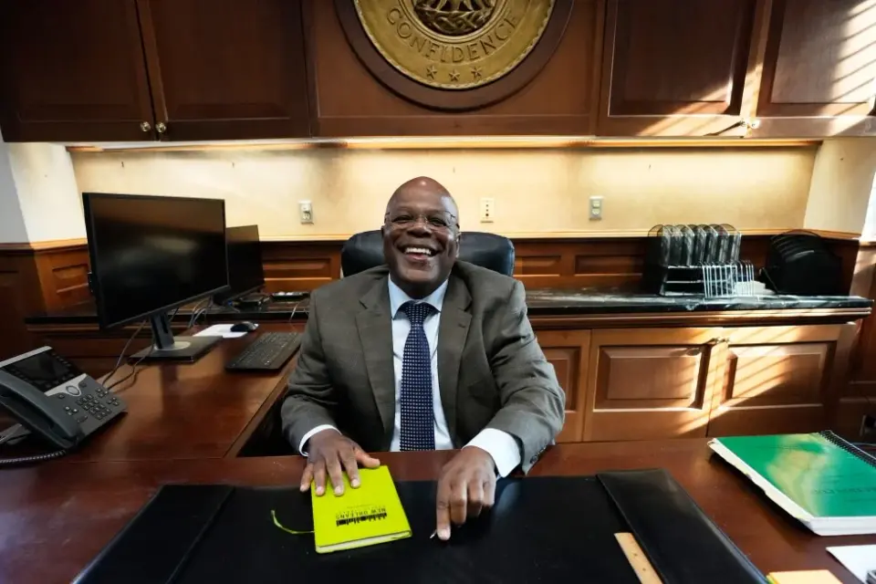 Exoneree Calvin Duncan’s first day as New Orleans clerk stalls in court fight