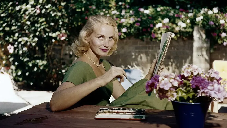 Eva Marie Saint, Oscar-Winning Star of 'On the Waterfront' and 'North by Northwest,' Dies at 102