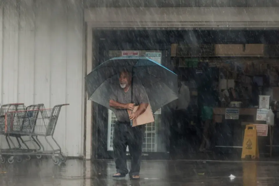 Hurricane Lala Fizzles to Tropical Storm, But Hawaii Faces Drenching Floods