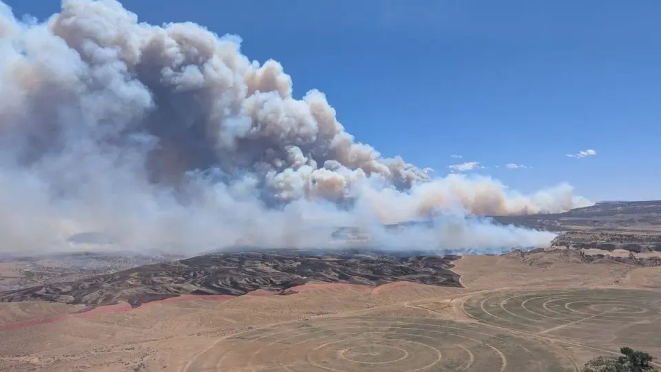 Three firefighters killed, two injured battling Utah-Colorado border wildfires