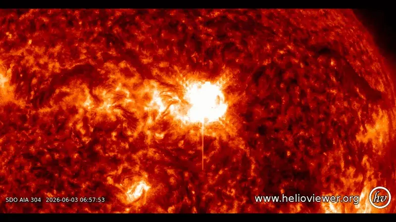 Sun unleashes triple solar flares, boosting chances for vivid northern lights