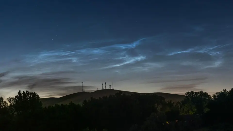 Rare Noctilucent Clouds Return: How to See the Night-Shining Skies This Summer