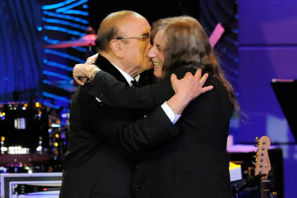 Stars Salute Clive Davis at Glamorous Pre-Grammy Gala