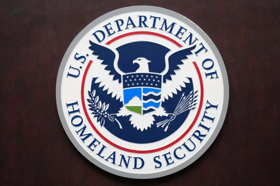 US DHS Extends Temporary Protected Status for Ukrainians and Sudanese Amid Policy Uncertainty