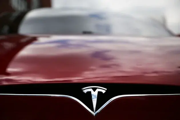Tesla Q3: Musk Pivots to Robots and Chips as Profits Plunge 43%