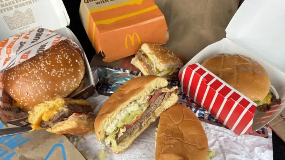 Wayback Burger Tops Taste-Test of 9 Fast-Food Cheeseburgers