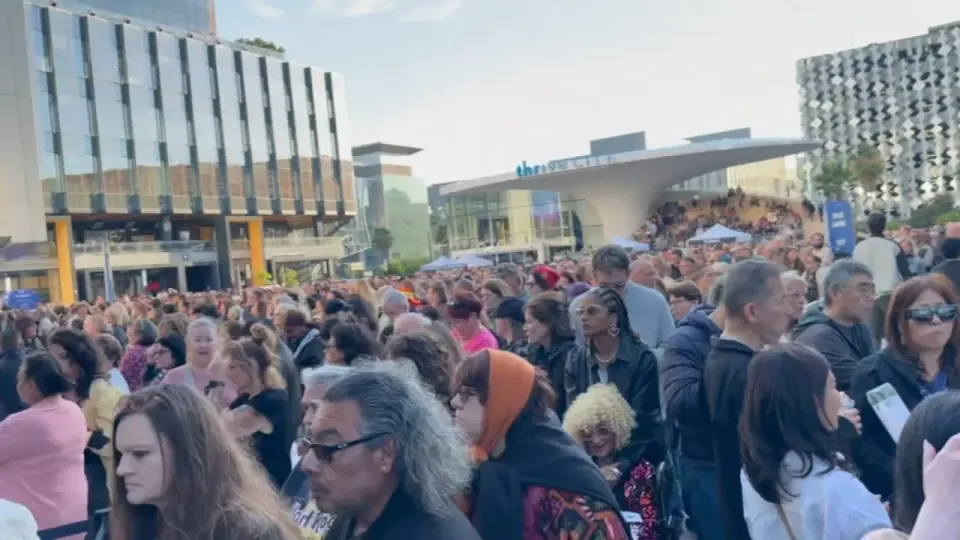 Medical emergency halts Lionel Richie and Earth, Wind & Fire show in SF