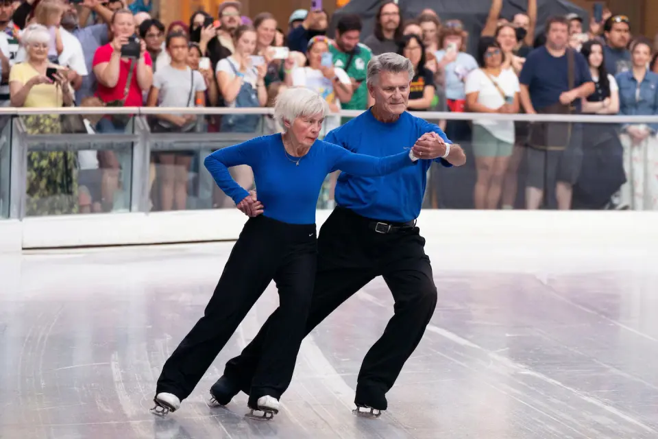 Portland mall rink bows out after 60 years of skating romance