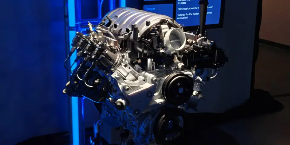 GM's Gen 6 6.6L V-8 Brings Power, Efficiency—and a Brand-New Oil System—to Silverado/Sierra