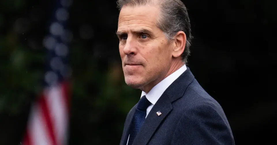 DOJ Files Superseding Complaint Against Ex-FBI Officials Ahead of Midterms
