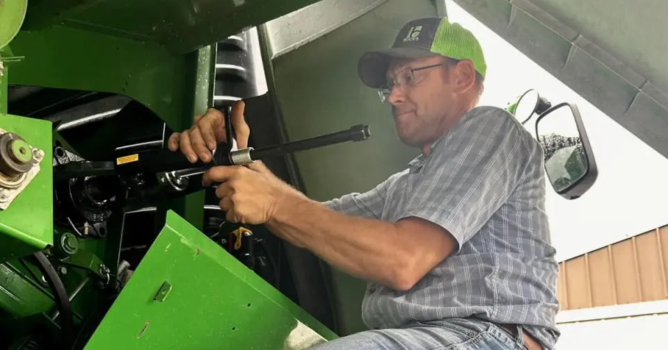 Kansas Farmers Turn Against Trump Ally Marshall as Costs Soar