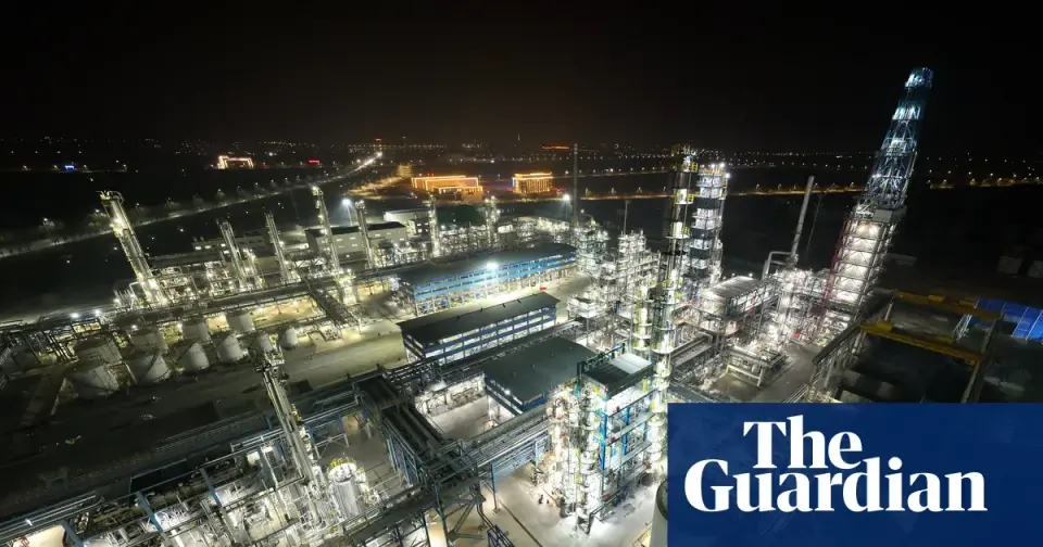 China’s Iranian Oil Link Under Pressure as U.S. Sanctions Tighten