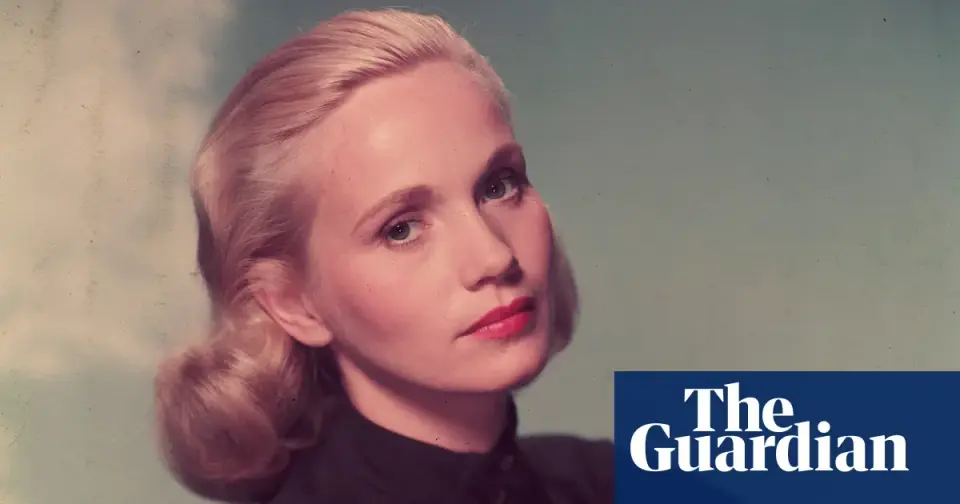 Eva Marie Saint, Oscar-winning actress from 'On the Waterfront,' dies at 102