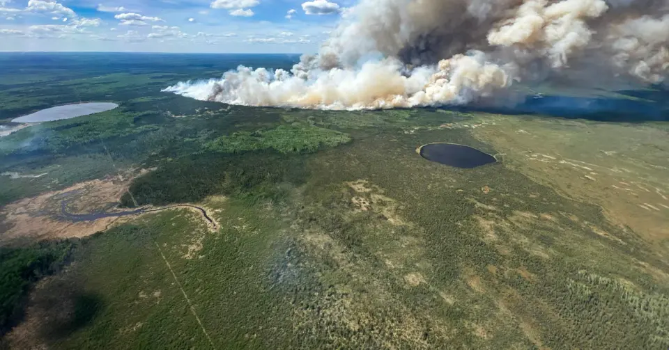 Wildfire season returns to Canada's oil sands, keeping output on edge