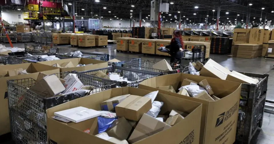 USPS Weighs Mailing Handguns After DOJ Ruling, Sparking State Pushback