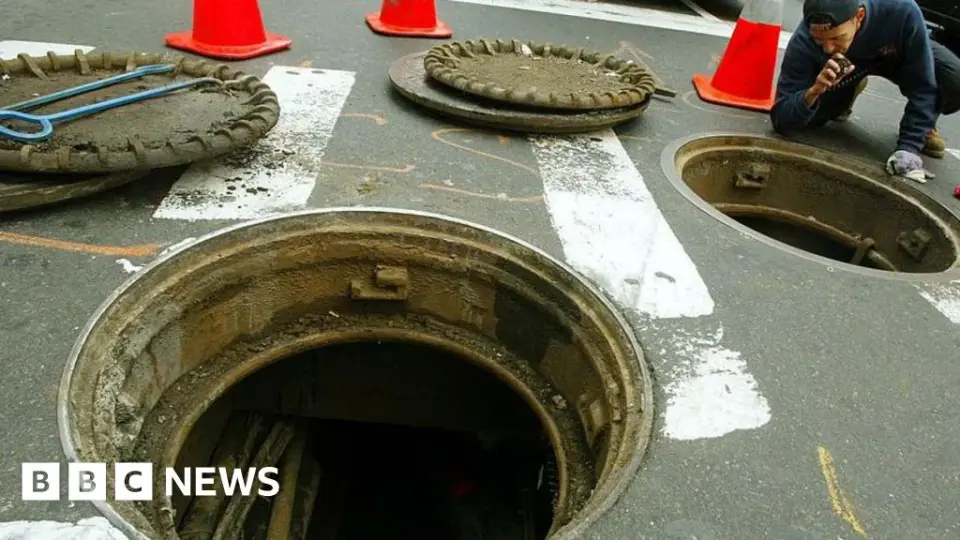 NYPD probes sewer treasure-hunting after videos of manhole exits