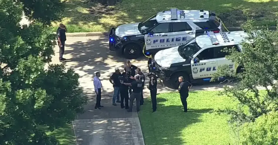 Dallas officer fires during felony traffic stop linked to carjacking; suspect arrested