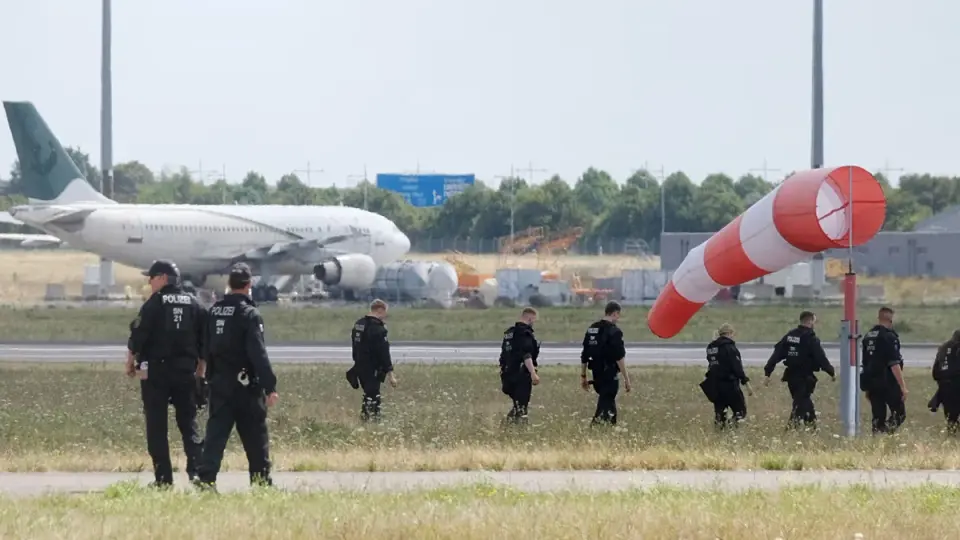 Leipzig Drone Probe Links Suspects to GRU and European Sabotage Network