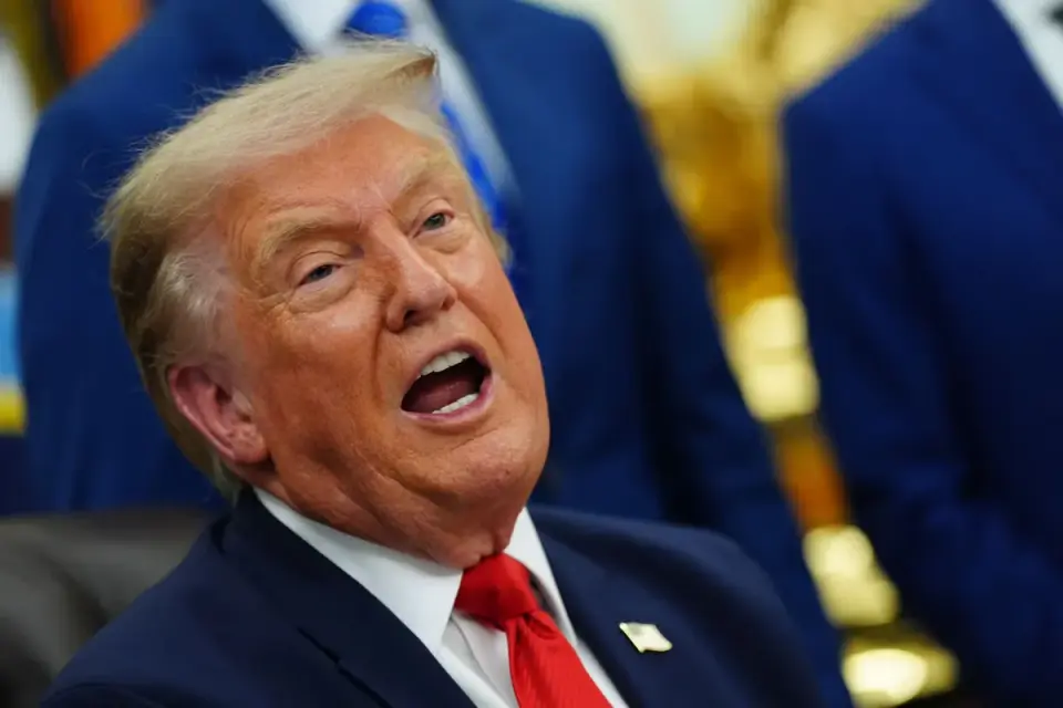 Trump blasts Apple, Walmart and more in Truth Social tirade over crime report