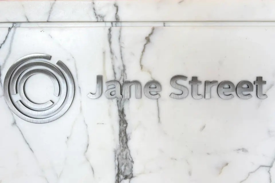 Regulators Probe Bank Links to Trading Firms After Jane Street's $15 Billion Loss